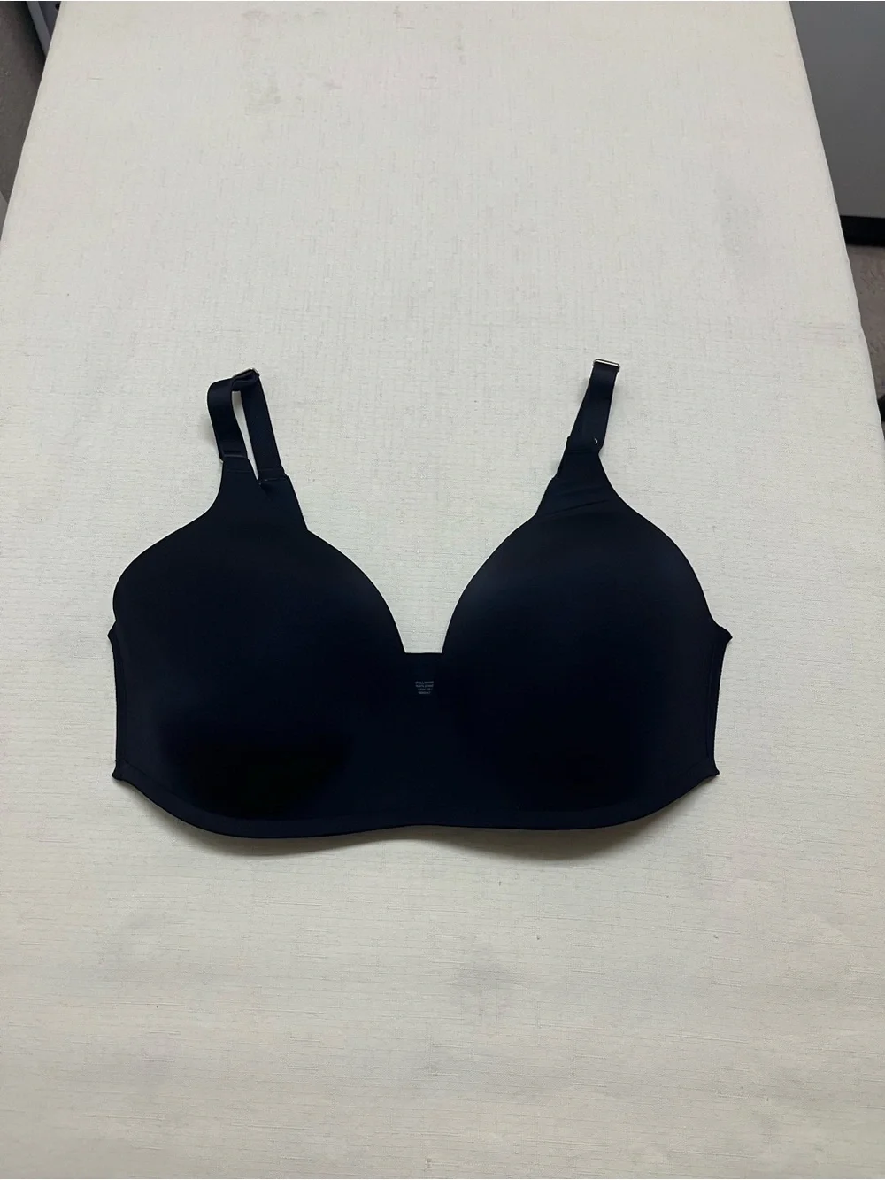 Soma 36D black vanishing 360 wireless bra